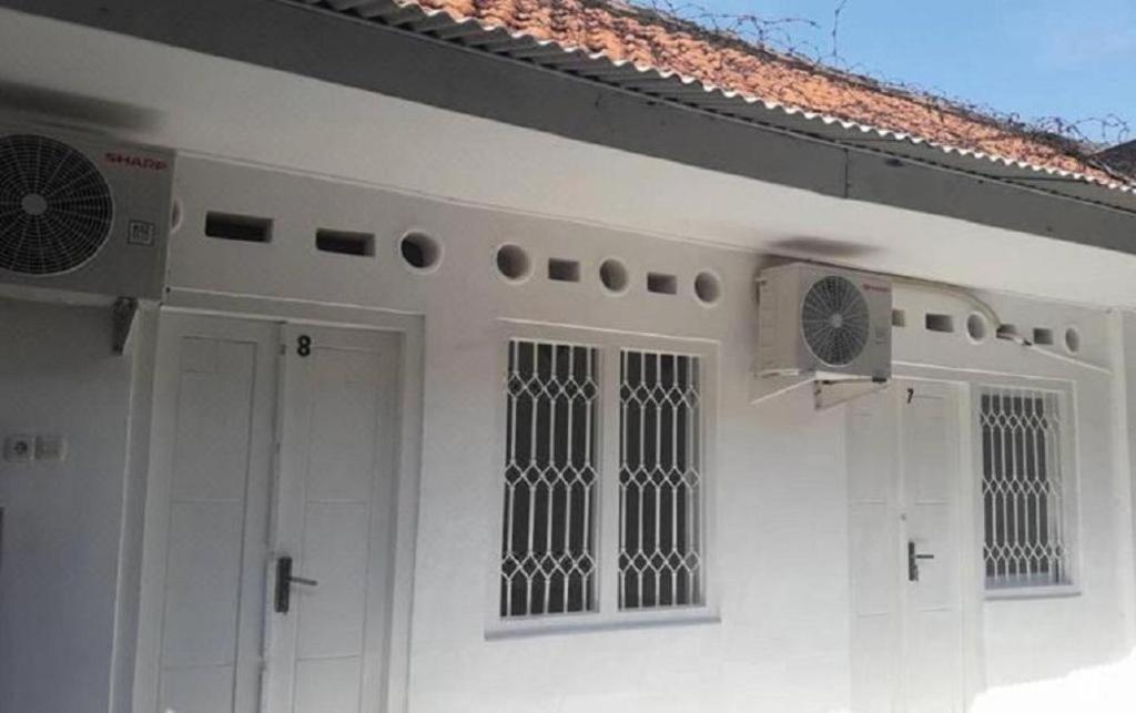 Graha Teras Syariah Ξενοδοχείο Σουραμπάγια Εξωτερικό φωτογραφία